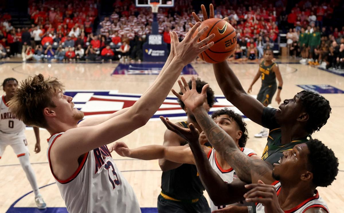 Henri Veesaar’s startling ascent fuels Arizona’s hot start in Big 12 | Michael Lev