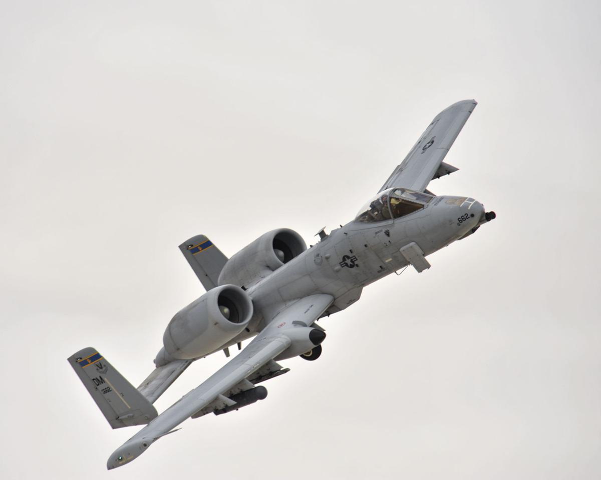 A-10s from Davis-Monthan head to Europe, image size:1200x960
