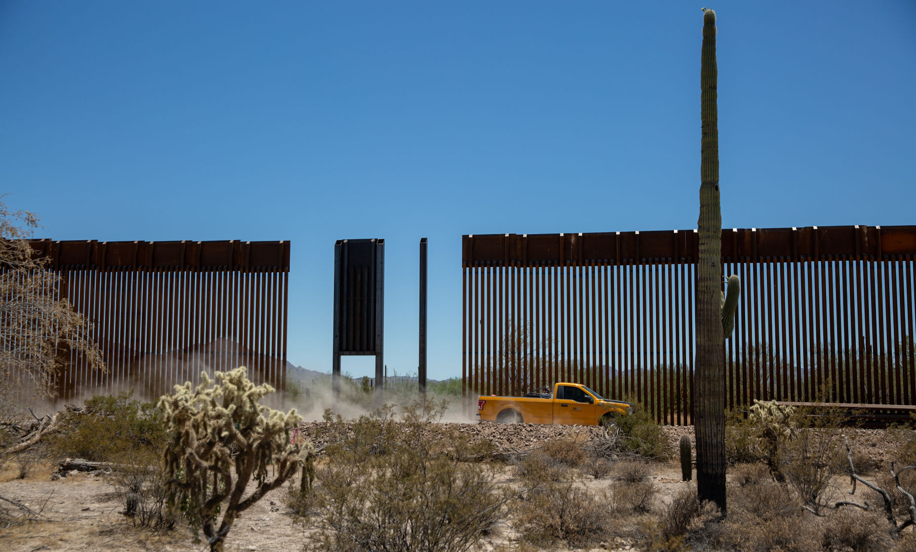 Feds: Arizona Can't Sue Over Halt To Border Wall Construction