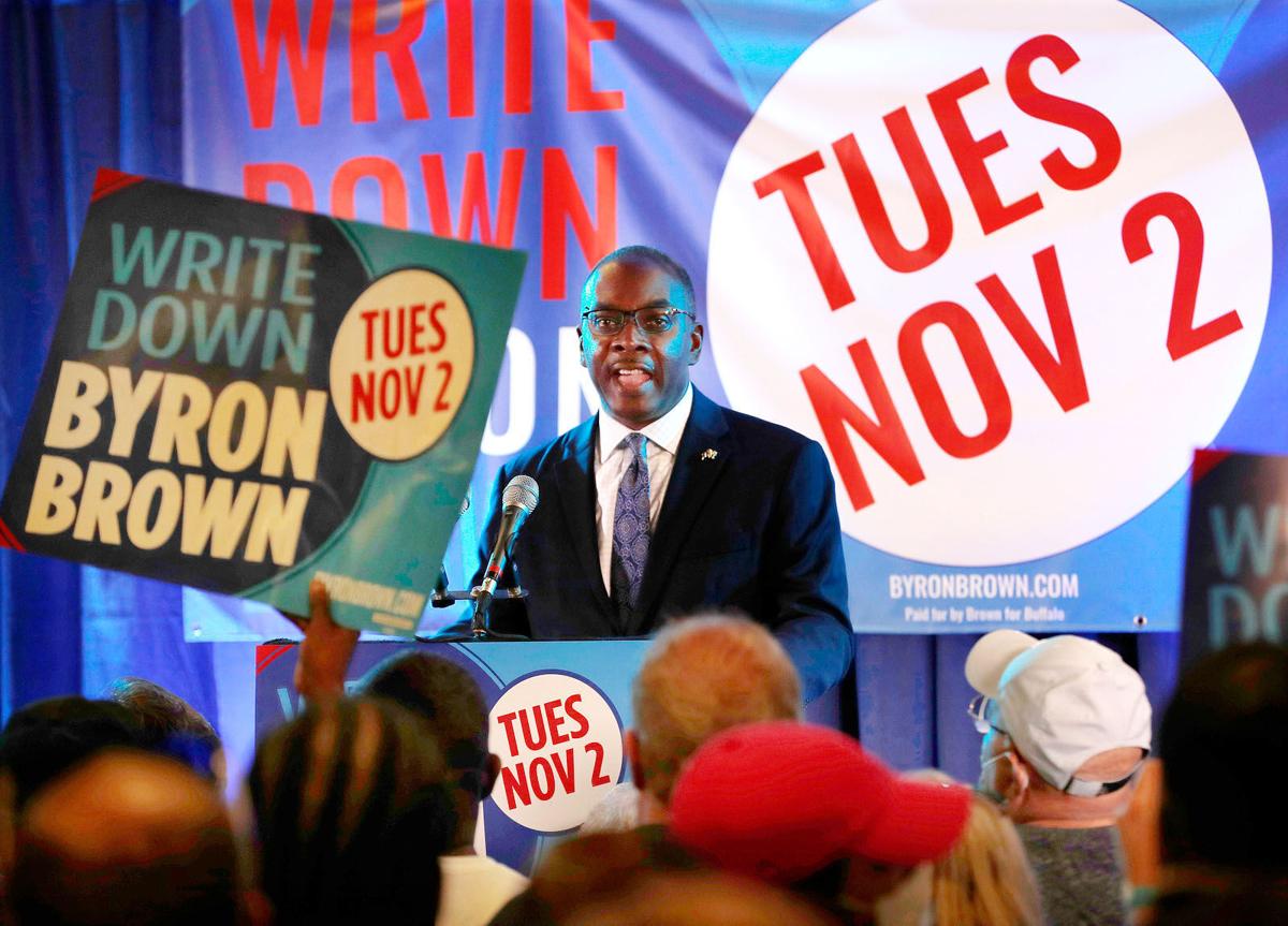 Supporters welcome Brown (copy)