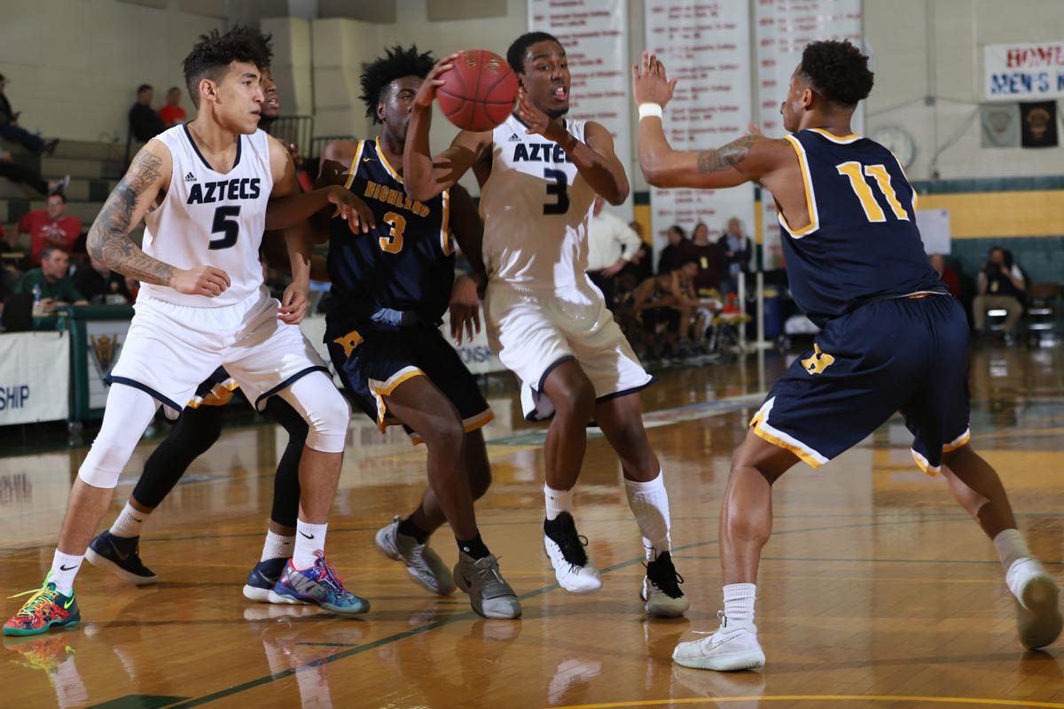 Pima Aztecs Beat Highland College 103 88 To Advance To Program S