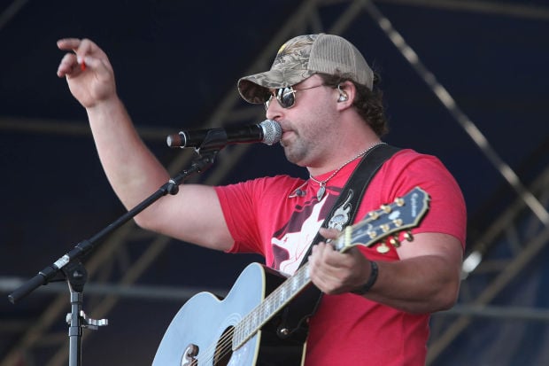 Country Thunder 2014