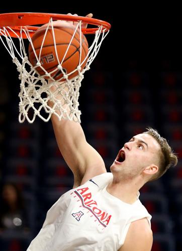 122318-spt-ua bk-p52.JPG