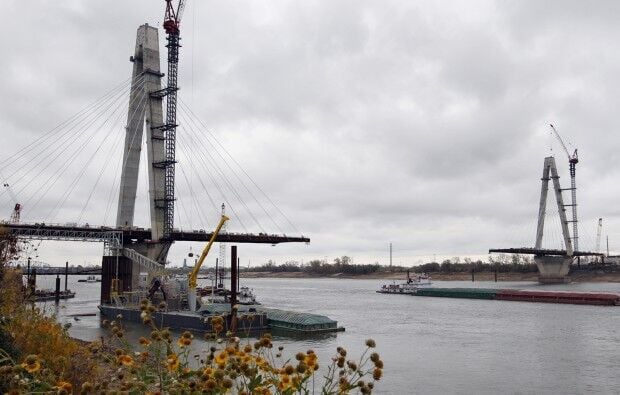 Work continues on new bridge