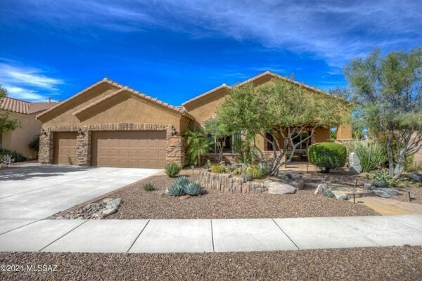 3 Bedroom Home in Marana - $649,997