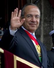 Border Boletín: Mexican President wants to get rid of municipal cops