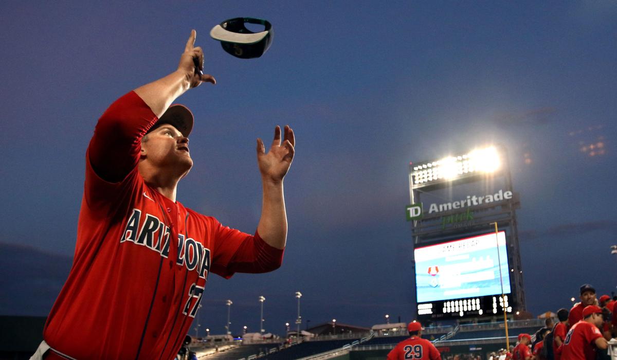 Arizona vs. Coastal Carolina in College World Series finals
