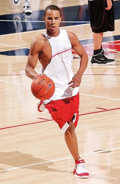 Phoenix recruit recommits to UA  