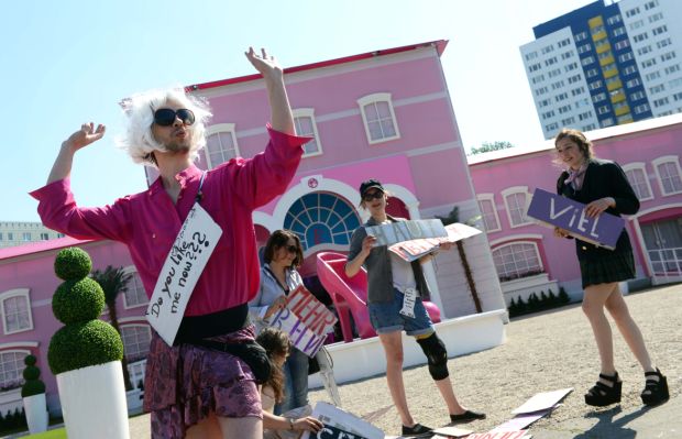 Barbie The Dreamhouse Experience