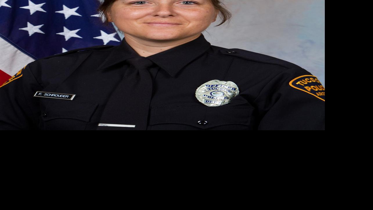 Photo of Tucson police officer with unloaded gun goes viral