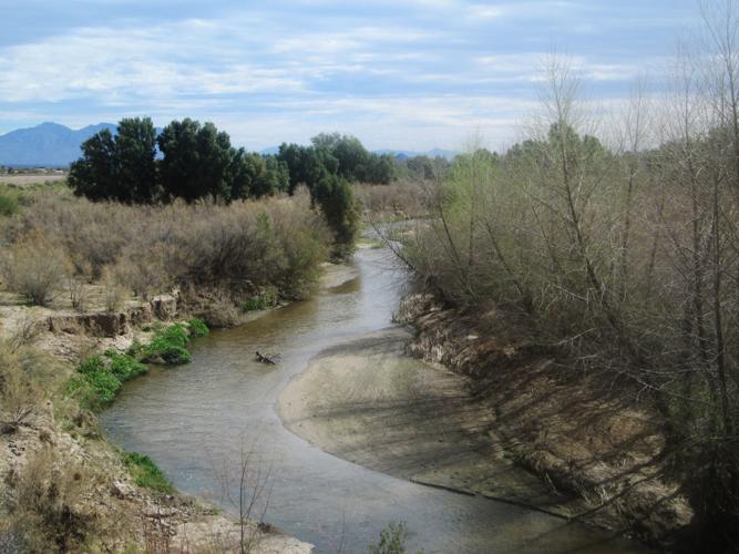 Santa Cruz River