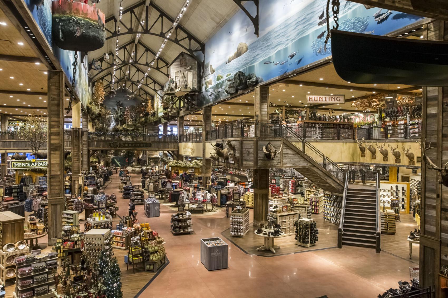 Bass Pro Shops to open Outdoor World store in Tucson
