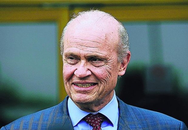 Political Notebook by Daniel Scarpinato : No digging up dirt on taxpayers' tab  