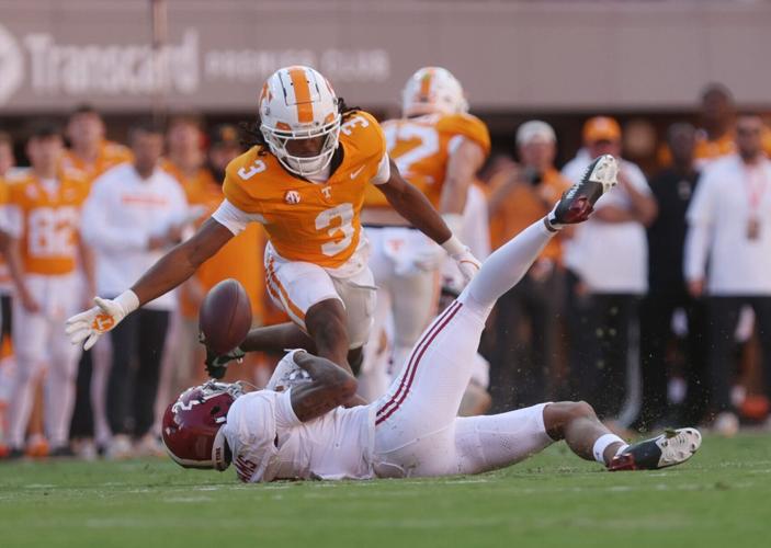 Oct 19, 2024; Knoxville, Tennessee, USA; Alabama Crimson Tide wide receiver Ryan Williams (2) is unable to make a catch while