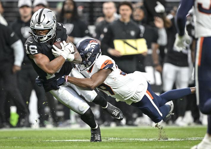 20241224-AMX-SPORTS-BRONCOS-WAIVE-CB-LEVI-WALLACE-1-DP.jpg