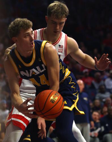 Arizona mens basketball faces NAU