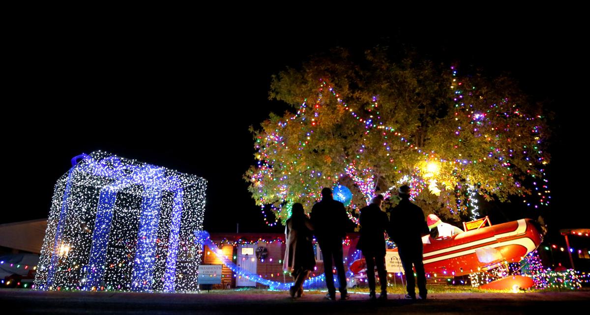 Photos Winterhaven Festival Of Lights In Color Today And Black
