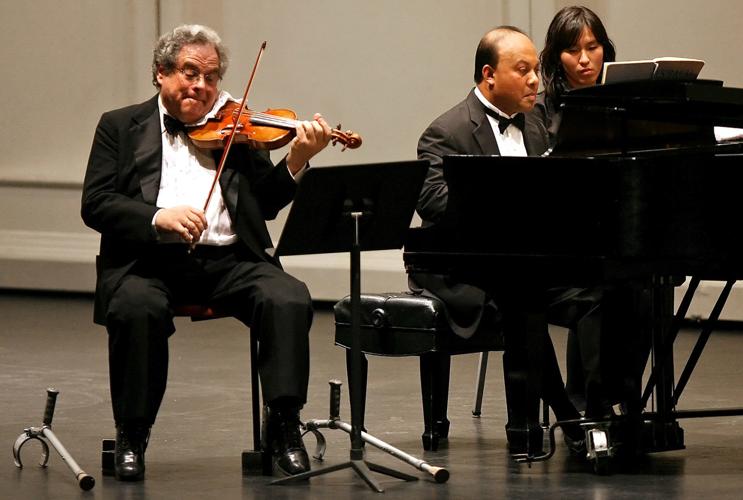 Violinist Itzhak Perlman