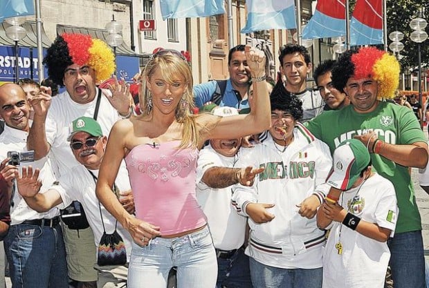 Alborota el Mundial su 'cuerpo técnico'  