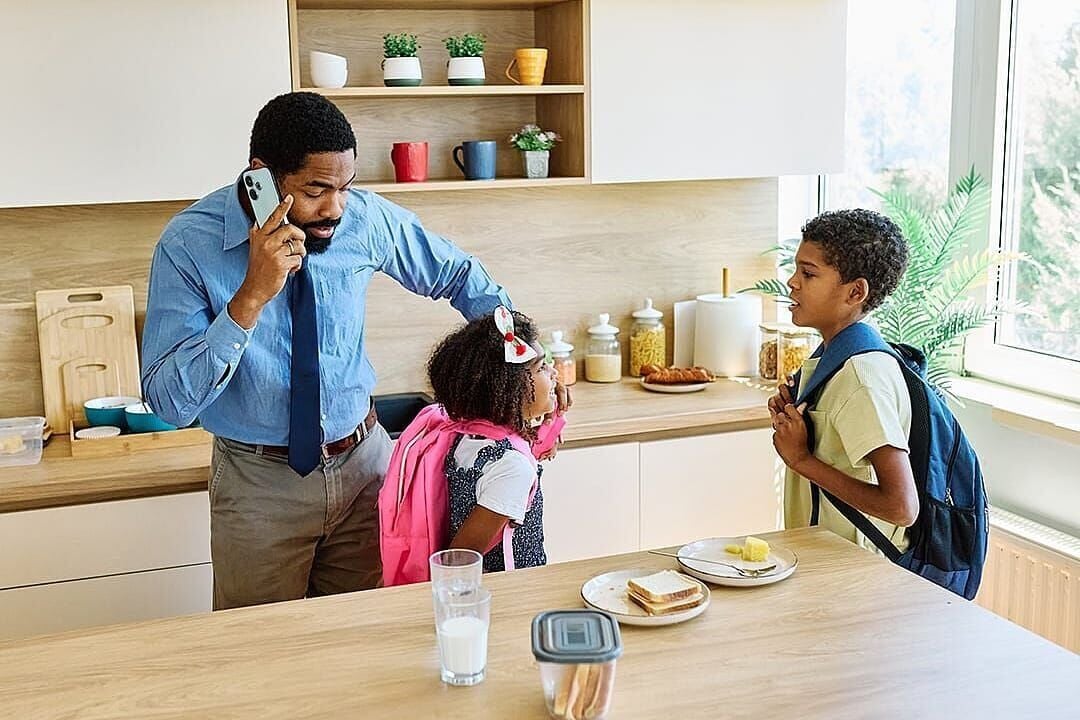 Why are school mornings so stressful? A psychologist explains, and organizers share what works