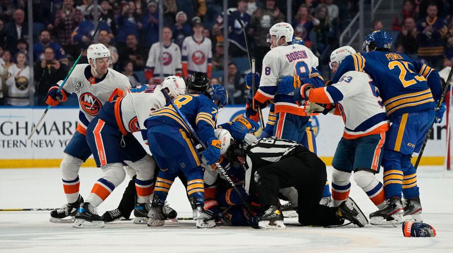 Sabres Islanders