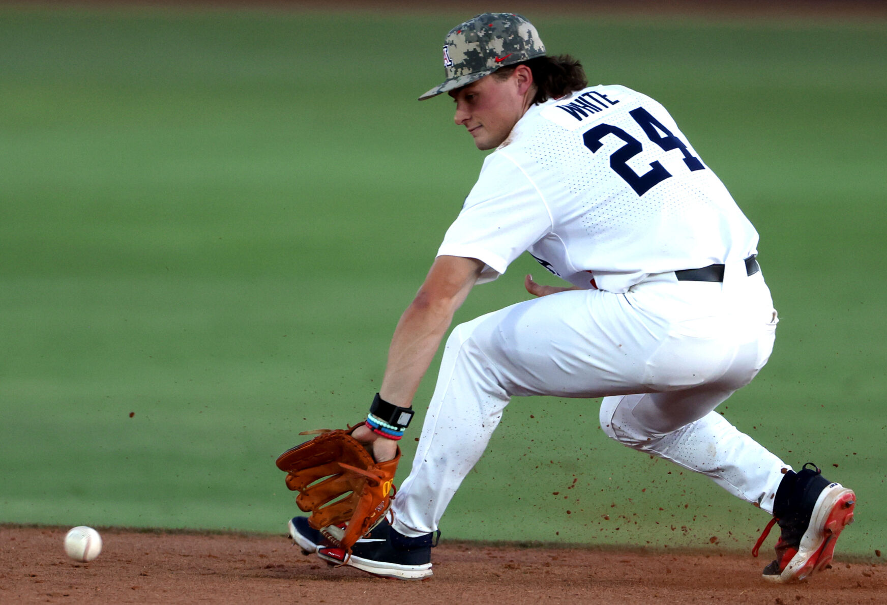 Arizona vs GCU, first game of NCAA Regionals