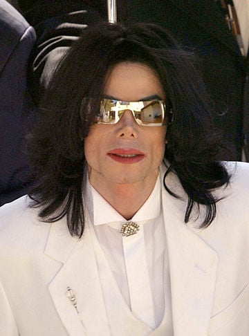 Michael Jackson muere a sus 50 años  