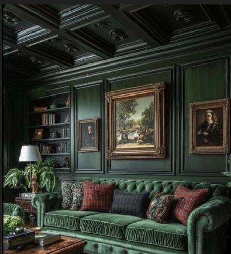 New Tucson lounge to embrace dark and cozy