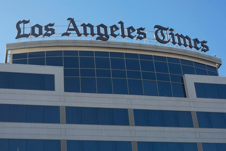 Los Angeles Times Editor Resigns