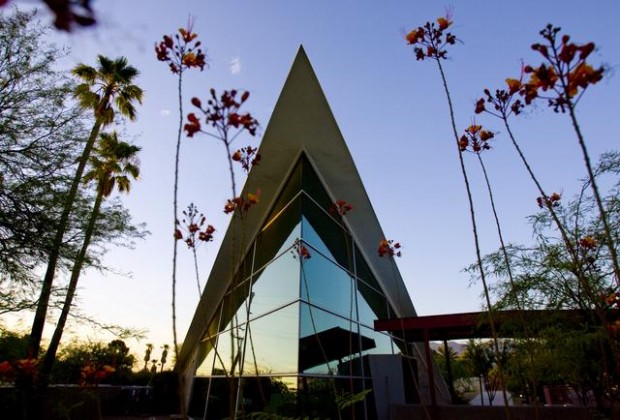 Tucson's 'Modern' architectural gems are cited  