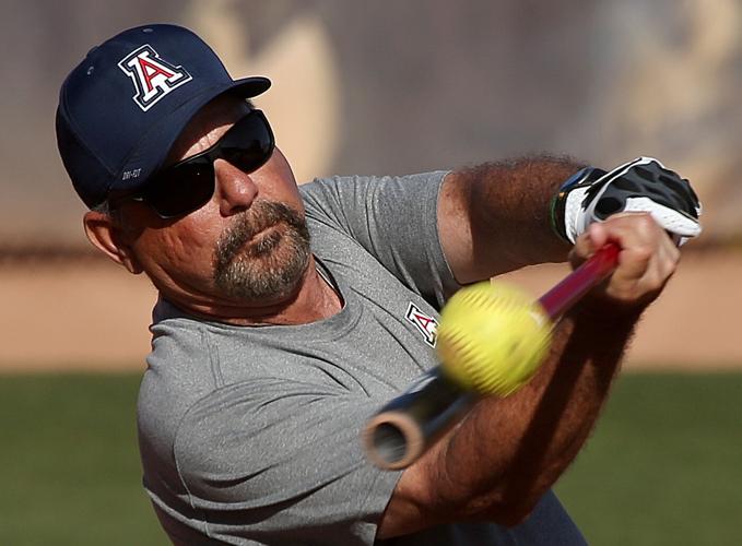 Mike Candrea, Arizona softball