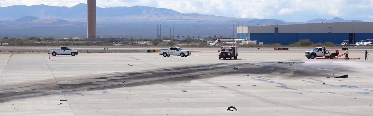 2 killed when plane taking off crashes at Tucson airport ...
