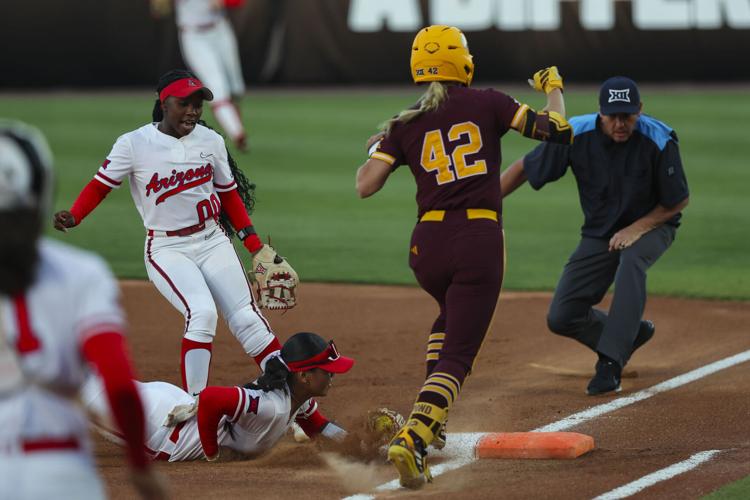 20260501_softball_big12_tournament_hamilton_0201.jpg