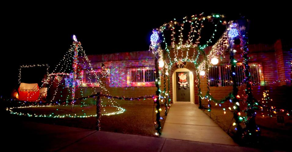 Luces de Navidad en casas de Tucson, 2020 (LE)
