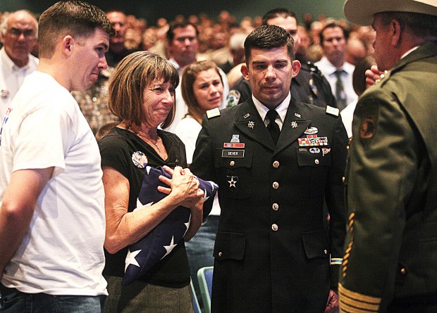 Hundreds gather to honor memory of Cochise sheriff    