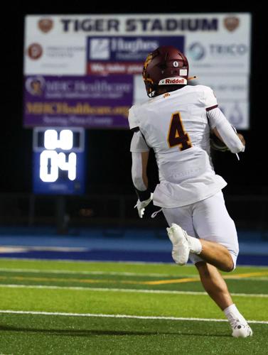 Salpointe takes a 28-7 win against Marana