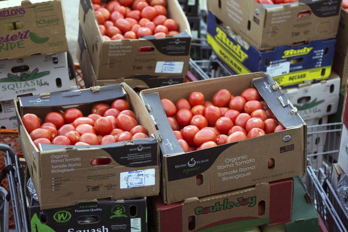 Unwanted Produce At Border Food Warehouses Helps Address Hunger Arizona And Regional News Tucson Com