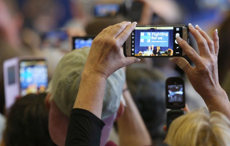 Pres. Bill Clinton in Tucson