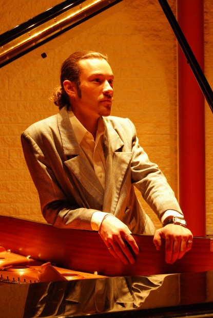 Academy Village to host classical piano concert    