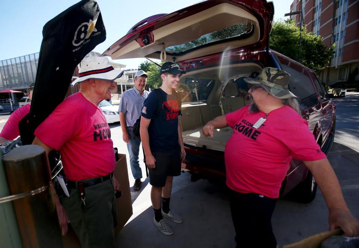 Dorm move-in day at the UA