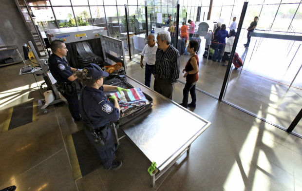 6 Passenger Vehicles >> Expanded Nogales port set to expand border trade | News About Tucson and Southern Arizona ... 6 Passenger Vehicles >> Expanded Nogales port set to expand border trade | News About Tucson and Southern Arizona ...