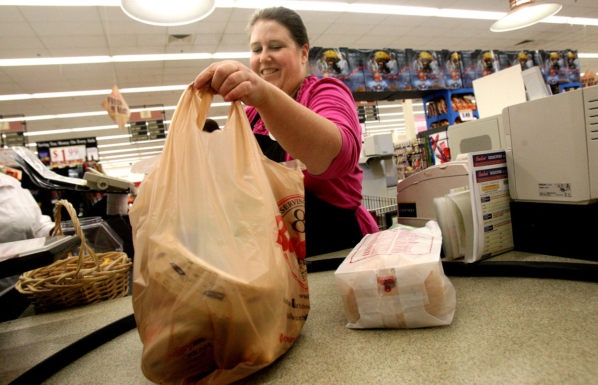 Cities can't ban plastic grocery bags