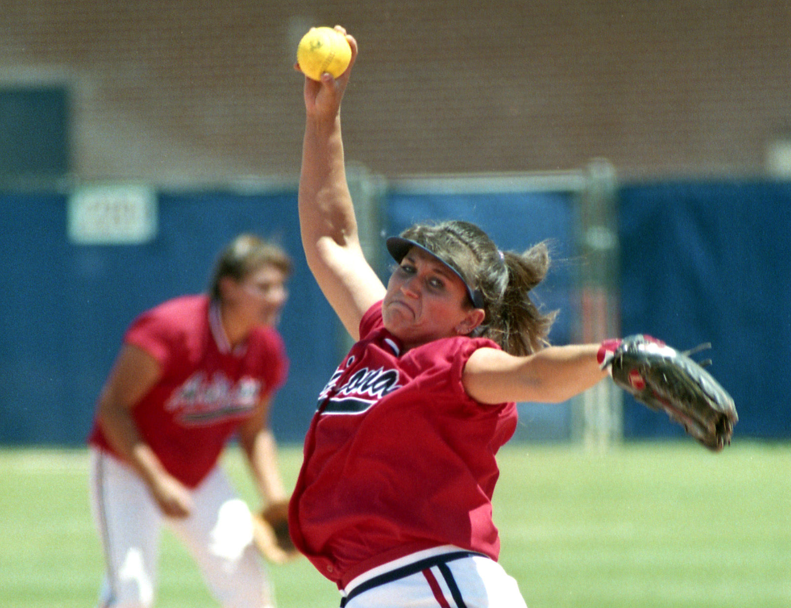 UA softball great Susie Parra on Pac-12 Hall of Honor, leadership, expectations pic