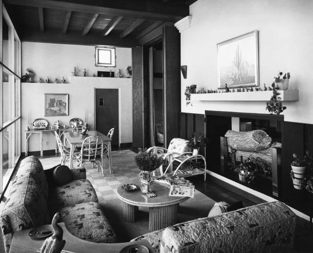 1957 photos: White adobe home in the desert
