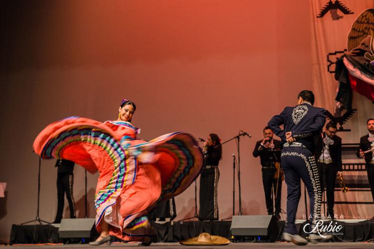 Ballet Folklorico Tapatio