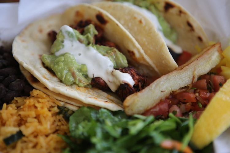 tumerico carnitas (LE)