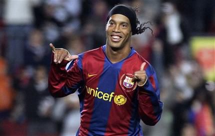 BARCELONA-RONALDINHO