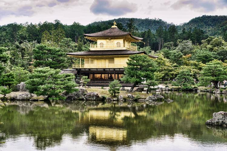 Kyoto-Golden-Pavilion-3.jpg