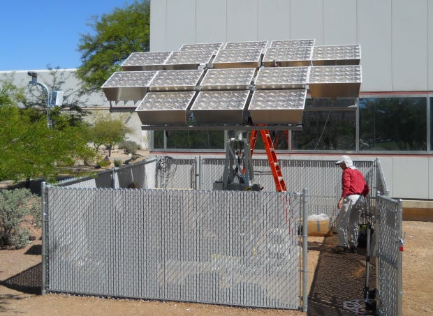 Concentrating photovoltaic array