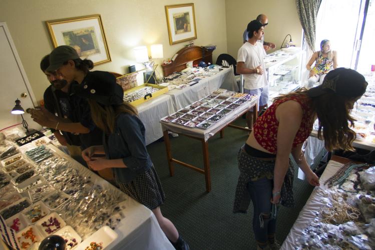 2017 Tucson Gem, Mineral and Fossil Showcase